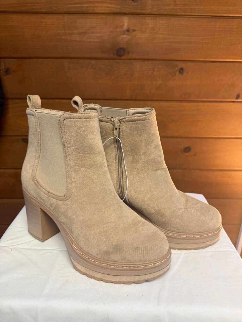 Altar'd State Sonata24 Ankle Boots/Faux Suede/Chunky Heels Sz 9 Sand NWT